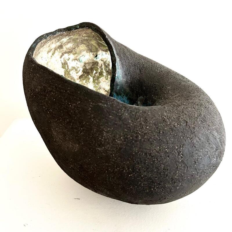 CERAMIC LAMP SCULPTURE